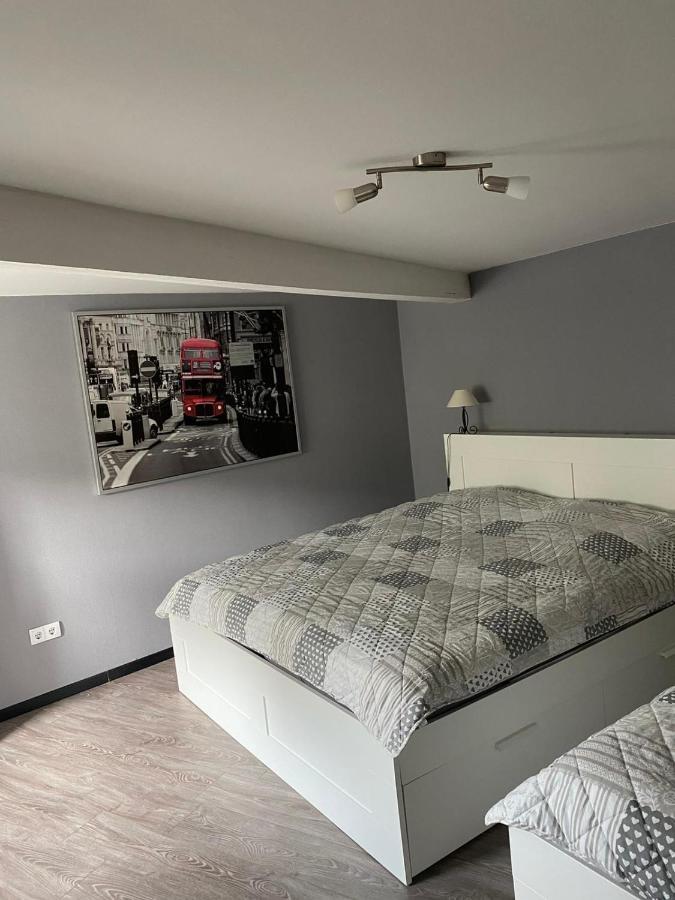 Haus Lindenteichblick Apartment Atzenhausen Bagian luar foto